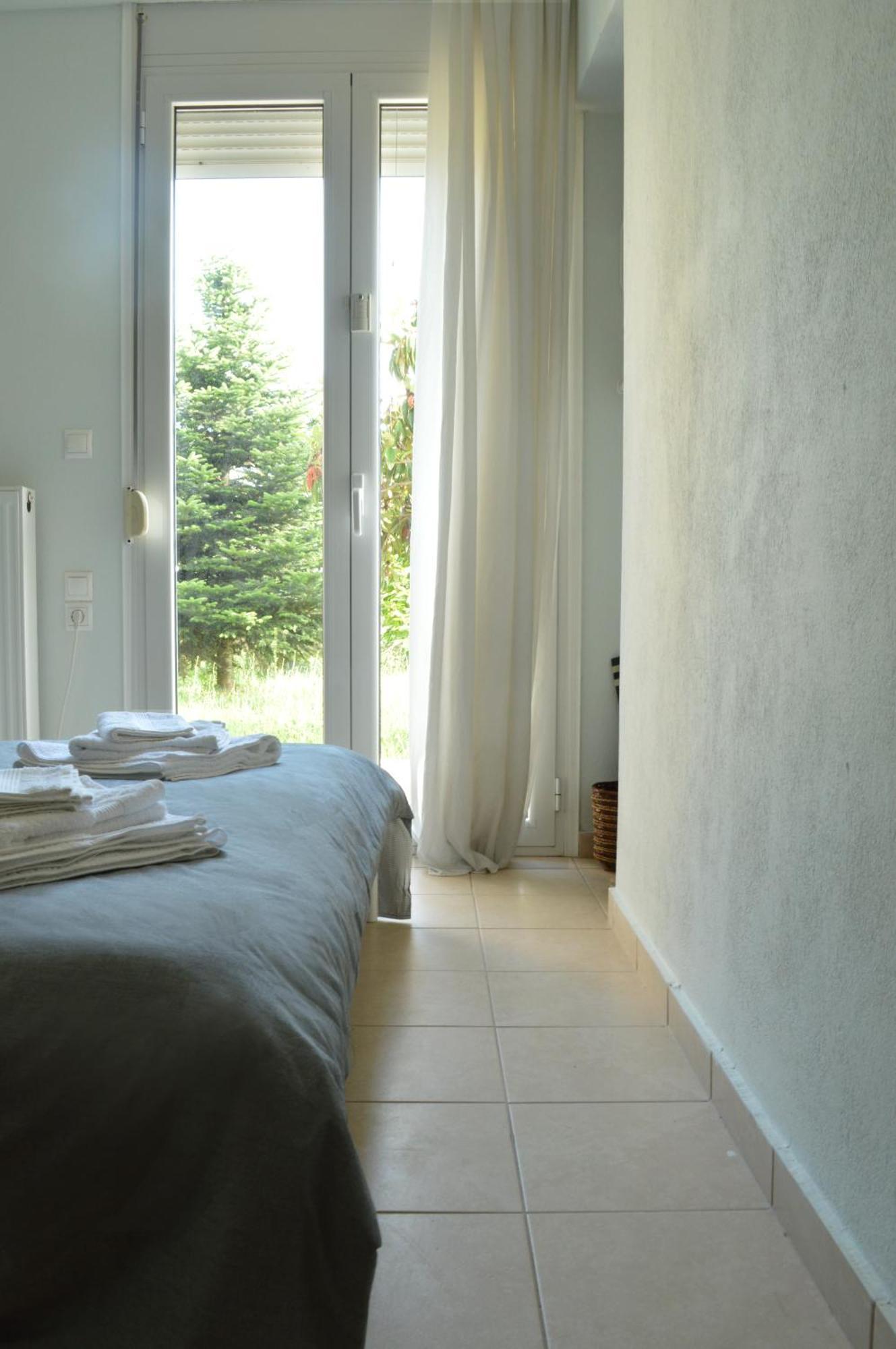 Sunny Retreat With A Garden Terrace Private Room Ioánnina Eksteriør bilde